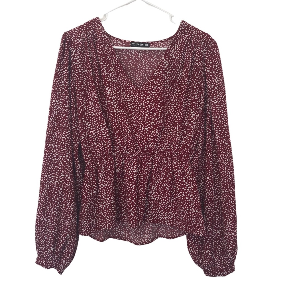 Date night top! peplum balloon sleeve flowy top